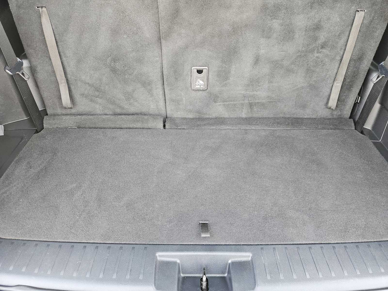 Thumbnail: 2022 Toyota Highlander - 30