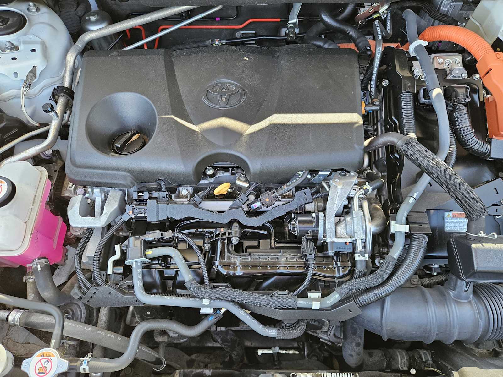 Thumbnail: 2021 Toyota RAV4 - 31