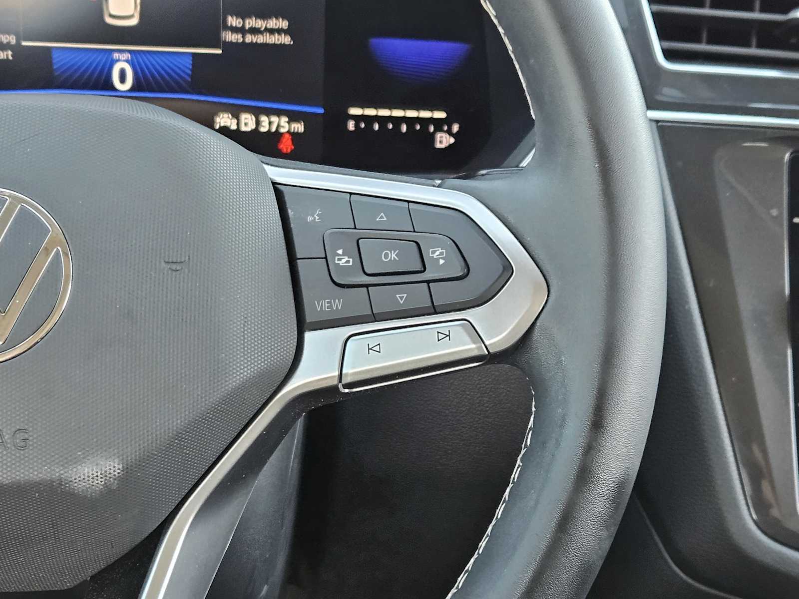 Thumbnail: 2022 Volkswagen Tiguan - 28