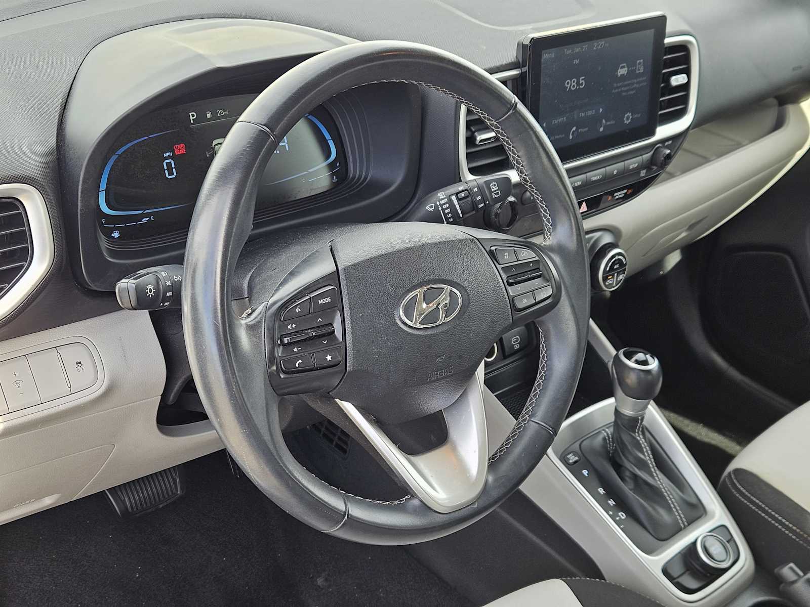 Thumbnail: 2023 Hyundai Venue - 2