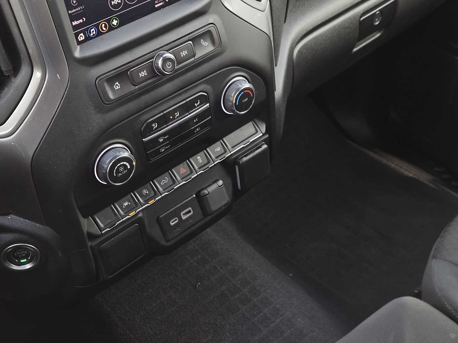 Thumbnail: 2022 Chevrolet Silverado 1500 - 19