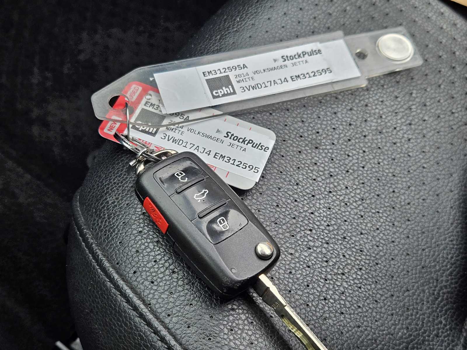 Thumbnail: 2014 Volkswagen Jetta - 30