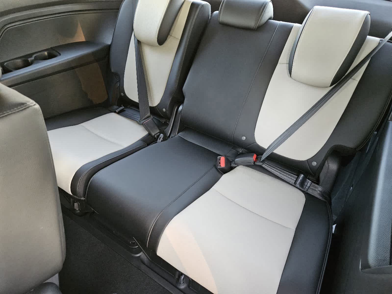 Thumbnail: 2026 Honda Odyssey - 25
