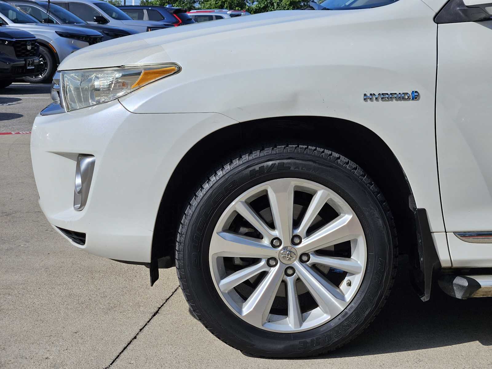 Thumbnail: 2012 Toyota Highlander - 10