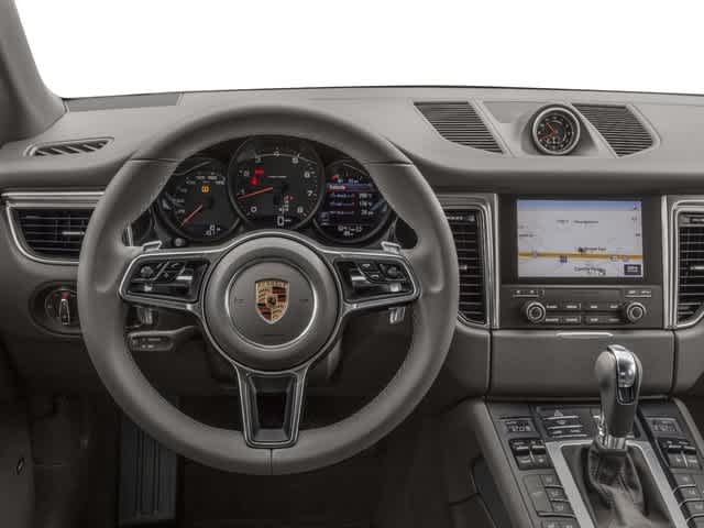 Thumbnail: 2017 Porsche Macan - 7