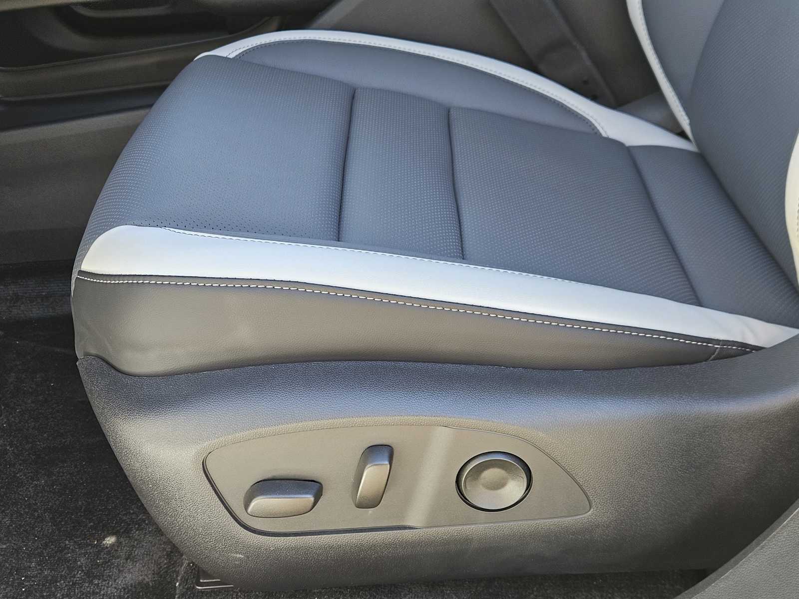 Thumbnail: 2026 Honda Prologue - 20