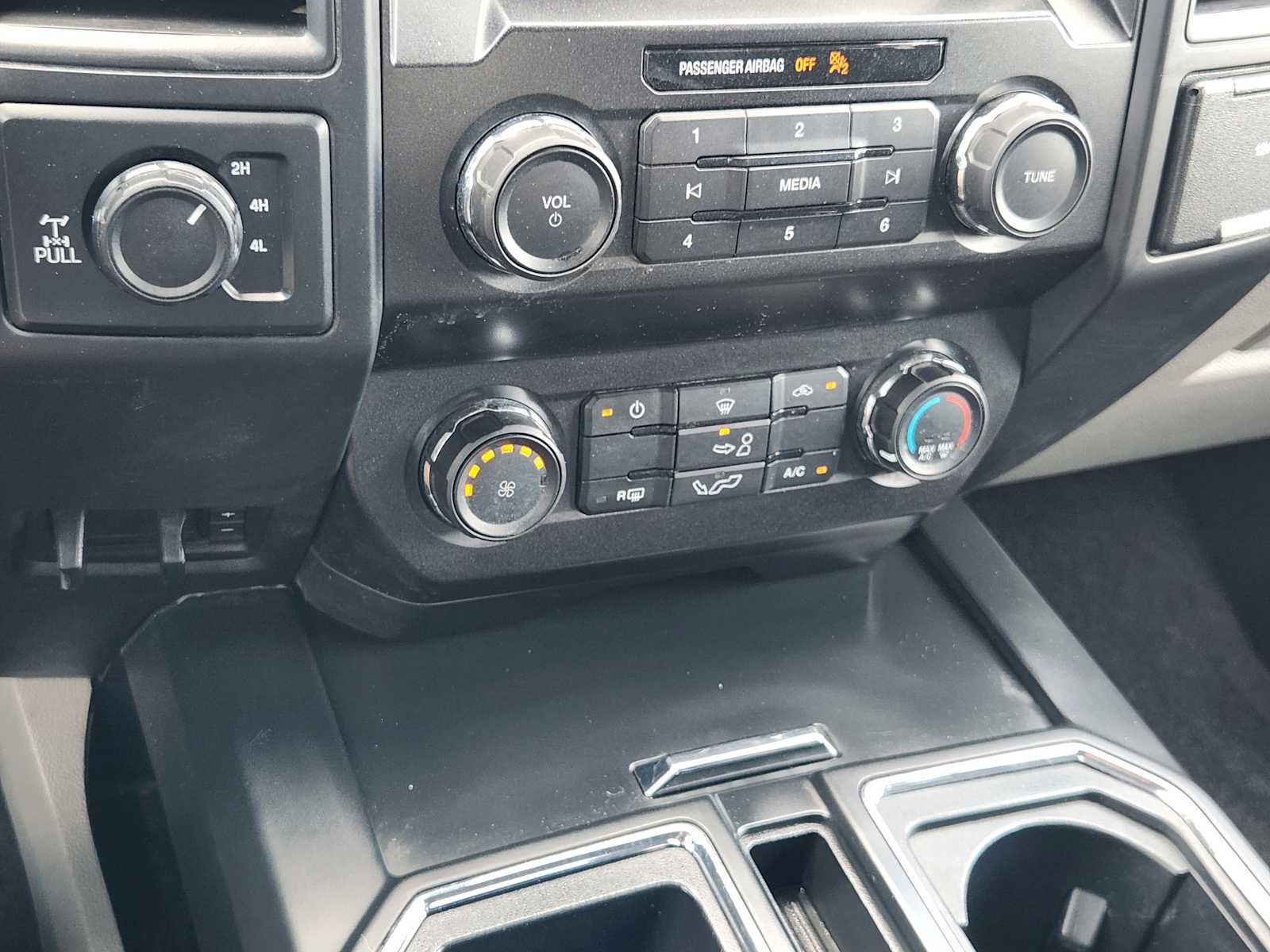 Thumbnail: 2020 Ford F-150 - 19