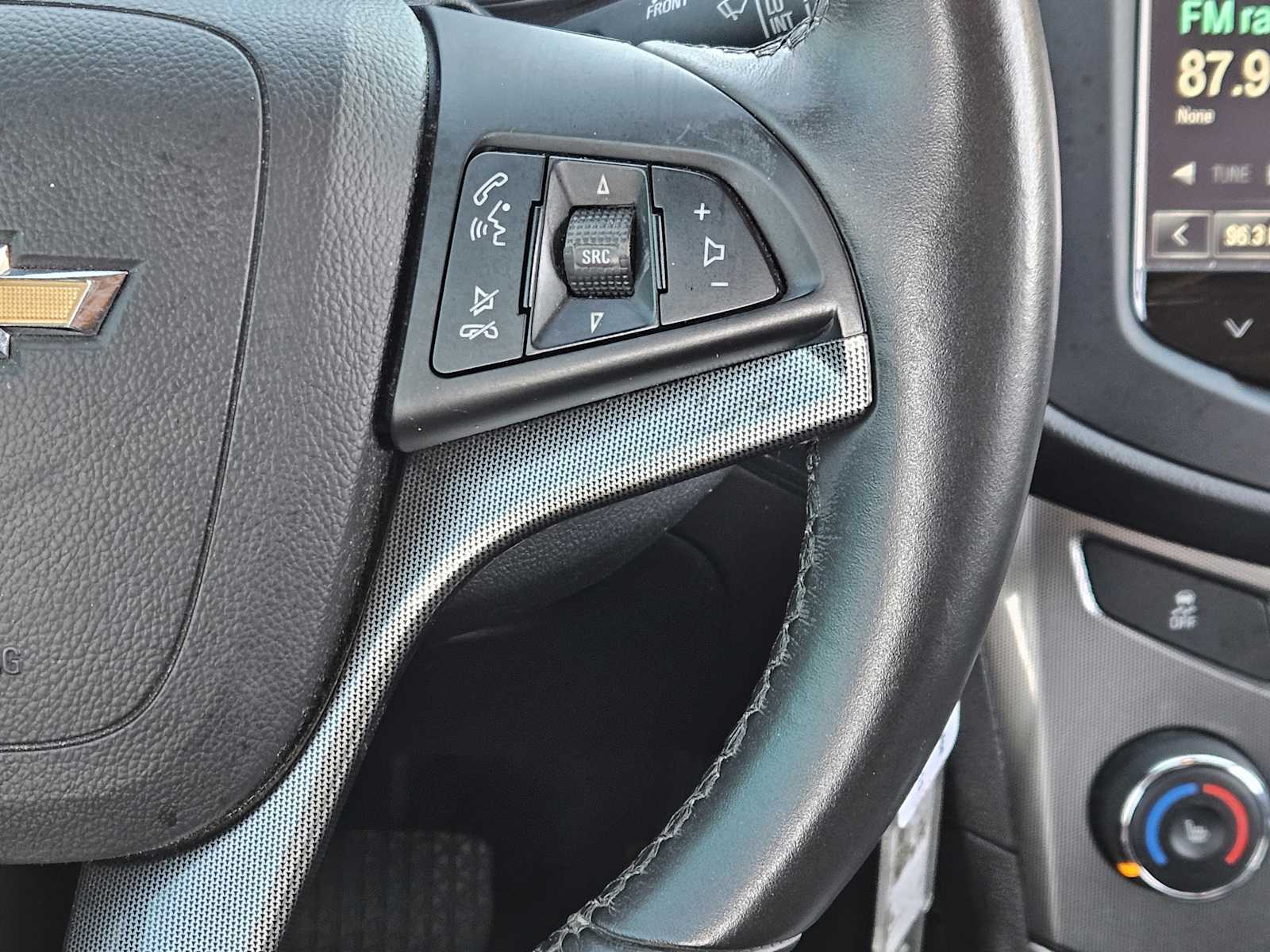 Thumbnail: 2015 Chevrolet Trax - 26