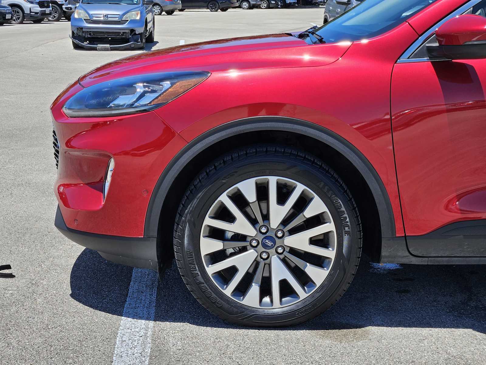 Thumbnail: 2020 Ford Escape - 8