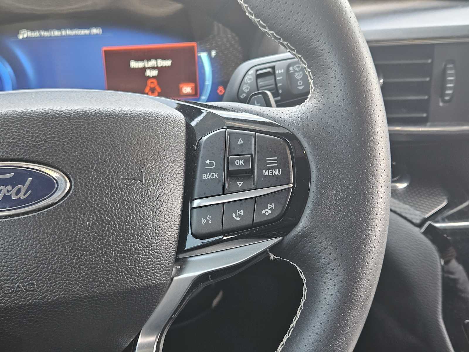 Thumbnail: 2024 Ford Explorer - 28