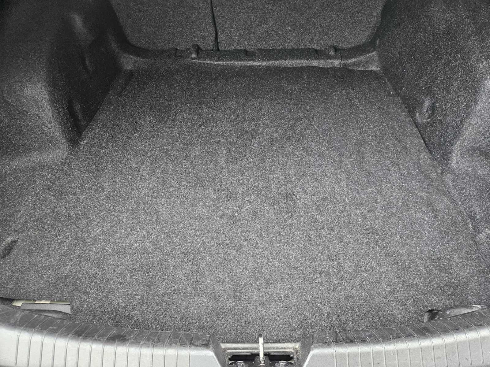 Thumbnail: 2021 Chevrolet Malibu - 31