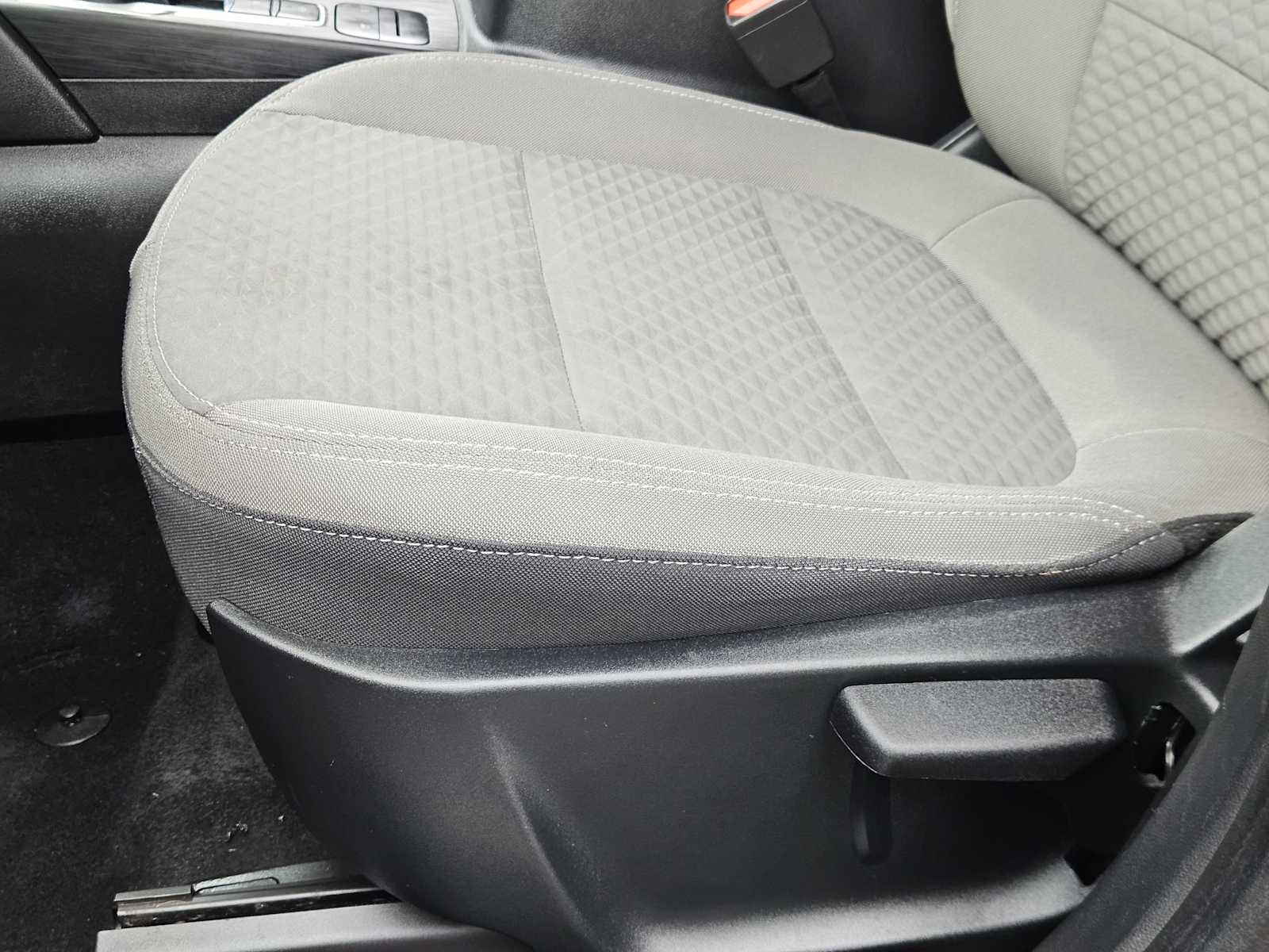 Thumbnail: 2022 Ford Escape - 23