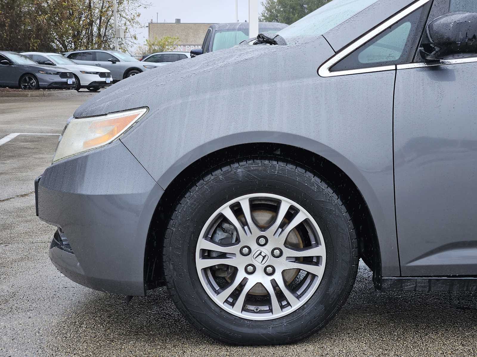 Thumbnail: 2012 Honda Odyssey - 8