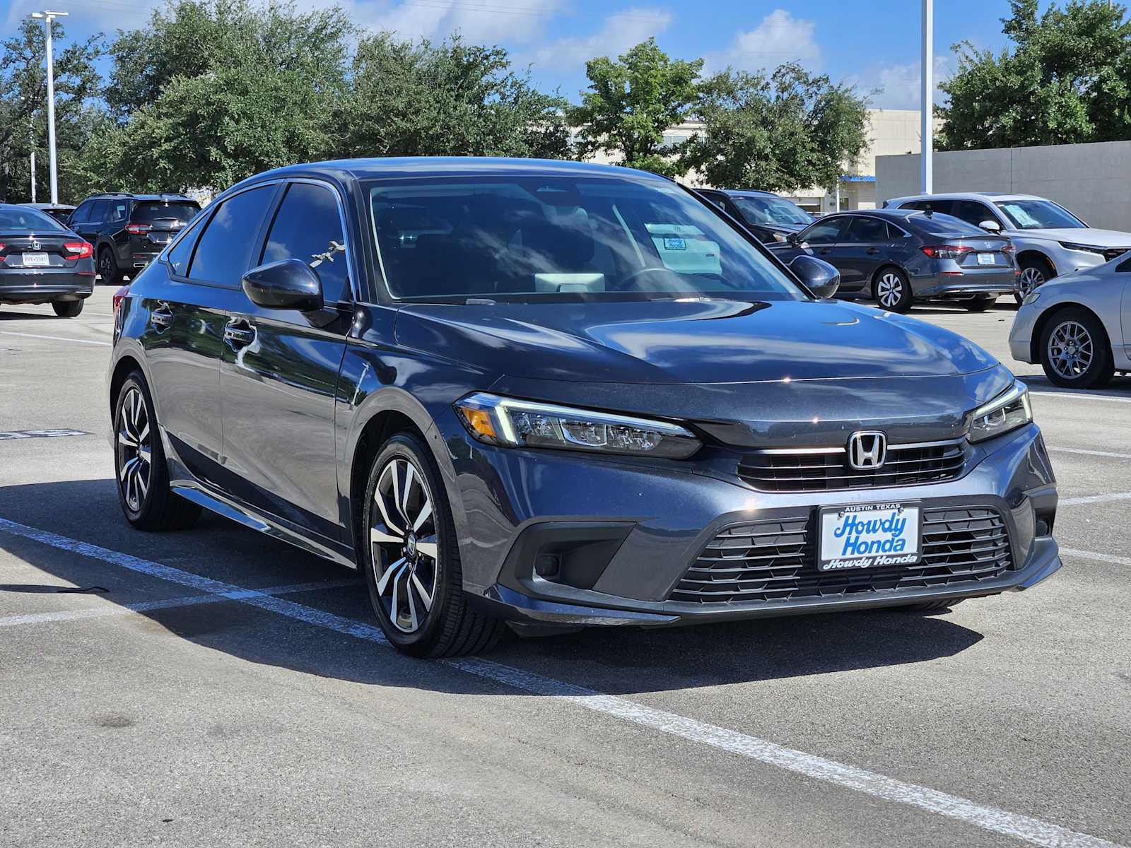 Thumbnail: 2022 Honda Civic - 3