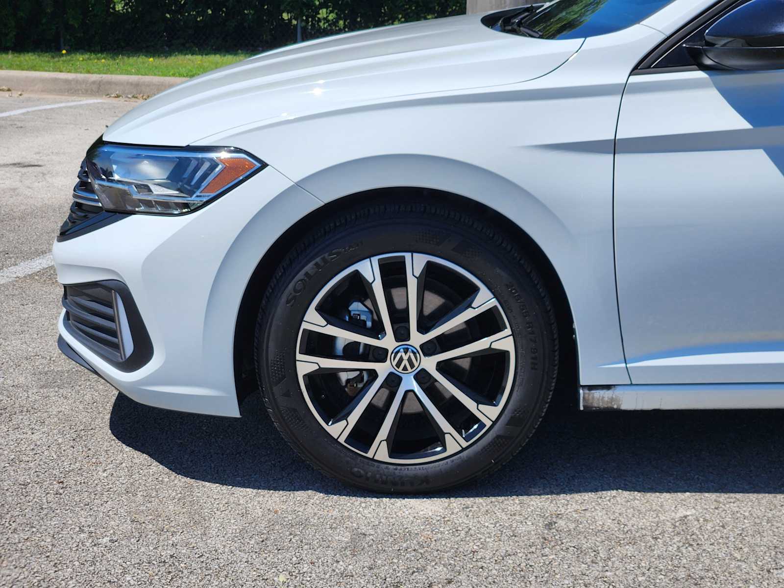 Thumbnail: 2023 Volkswagen Jetta - 8