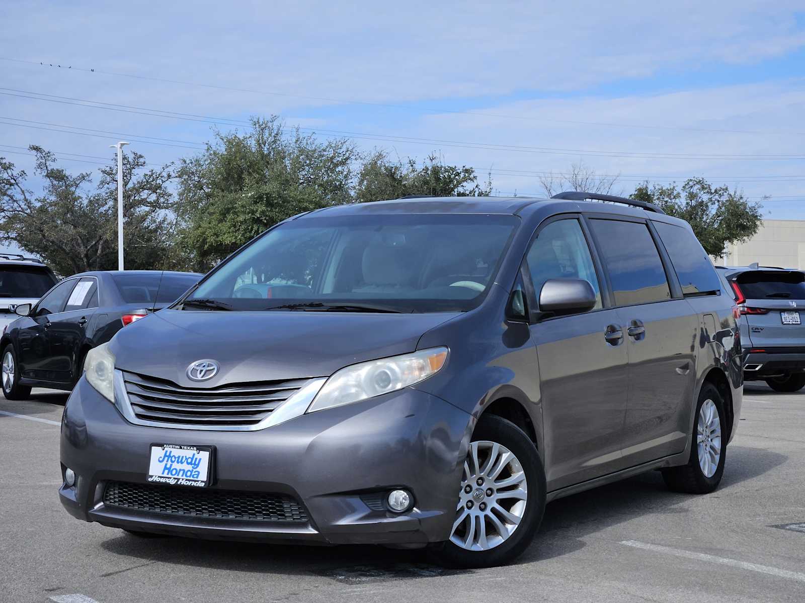 2012 Toyota Sienna XLE -
                  Austin, TX