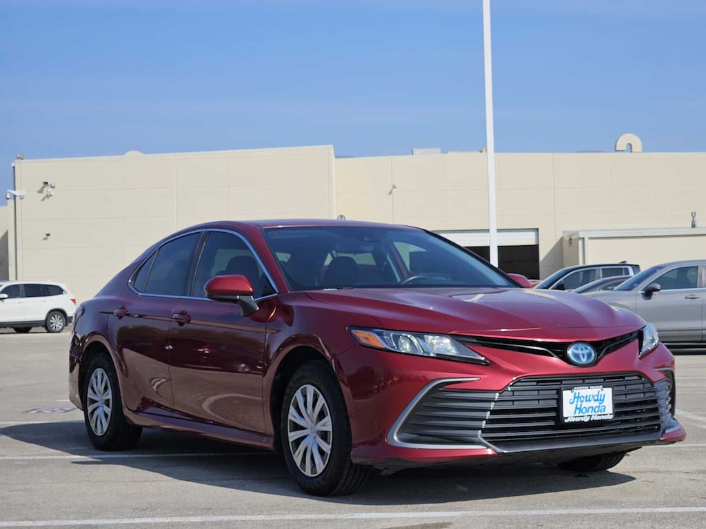 Used 2022 Toyota Camry Hybrid LE Sedan
