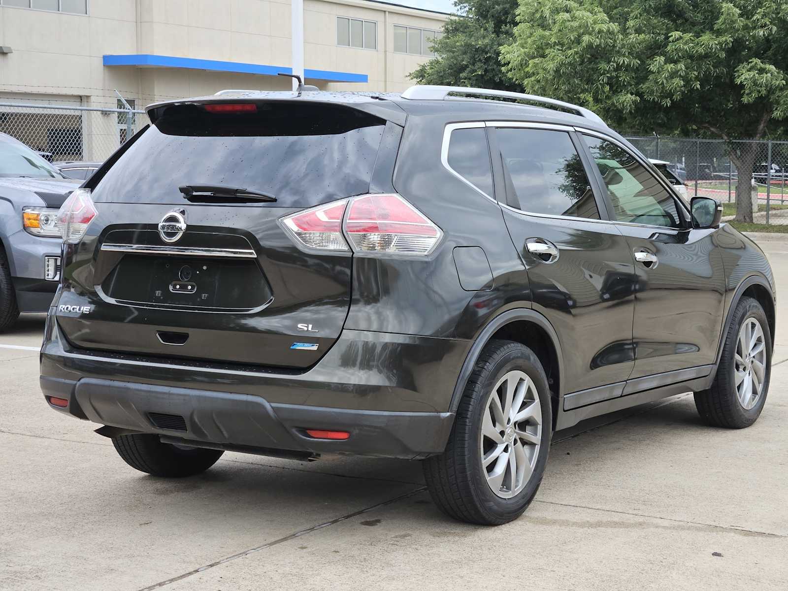 2014 Nissan Rogue SL 8
