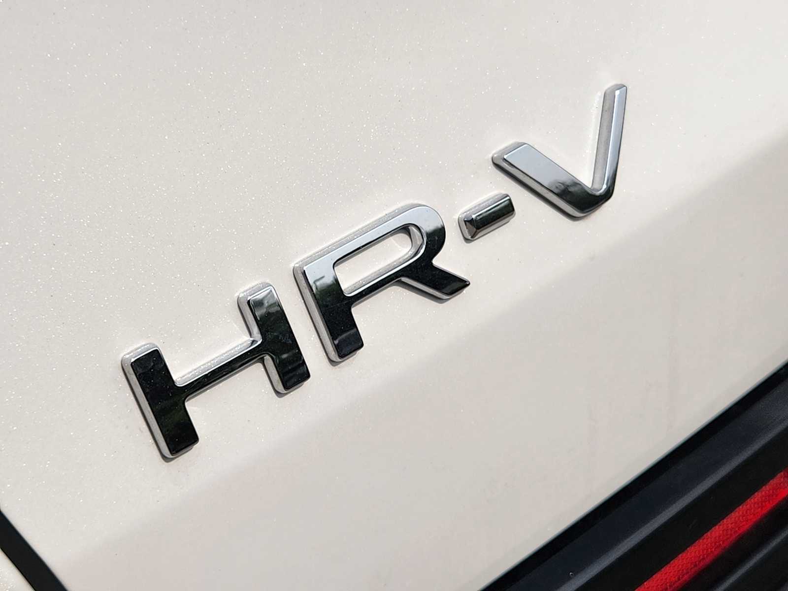 Thumbnail: 2027 Honda HR-V - 9