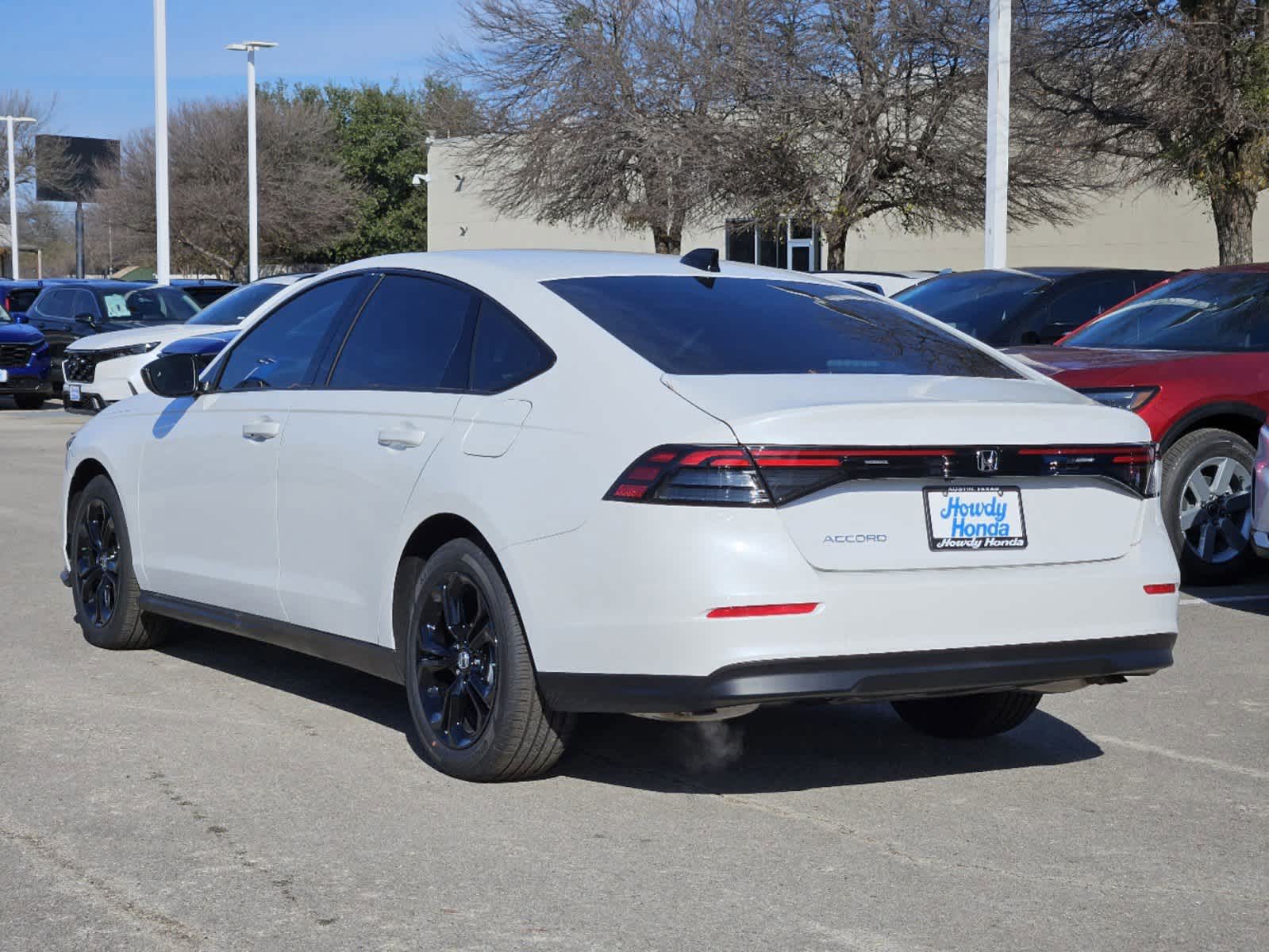 2025 Honda Accord SE photo 4