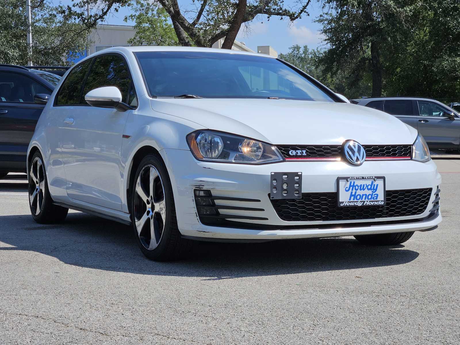 Thumbnail: 2015 Volkswagen Golf - 3