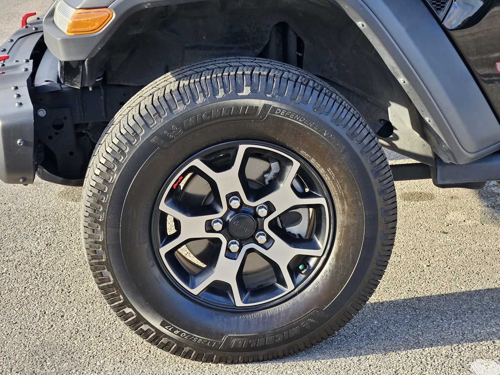 Thumbnail: 2019 Jeep Wrangler - 9