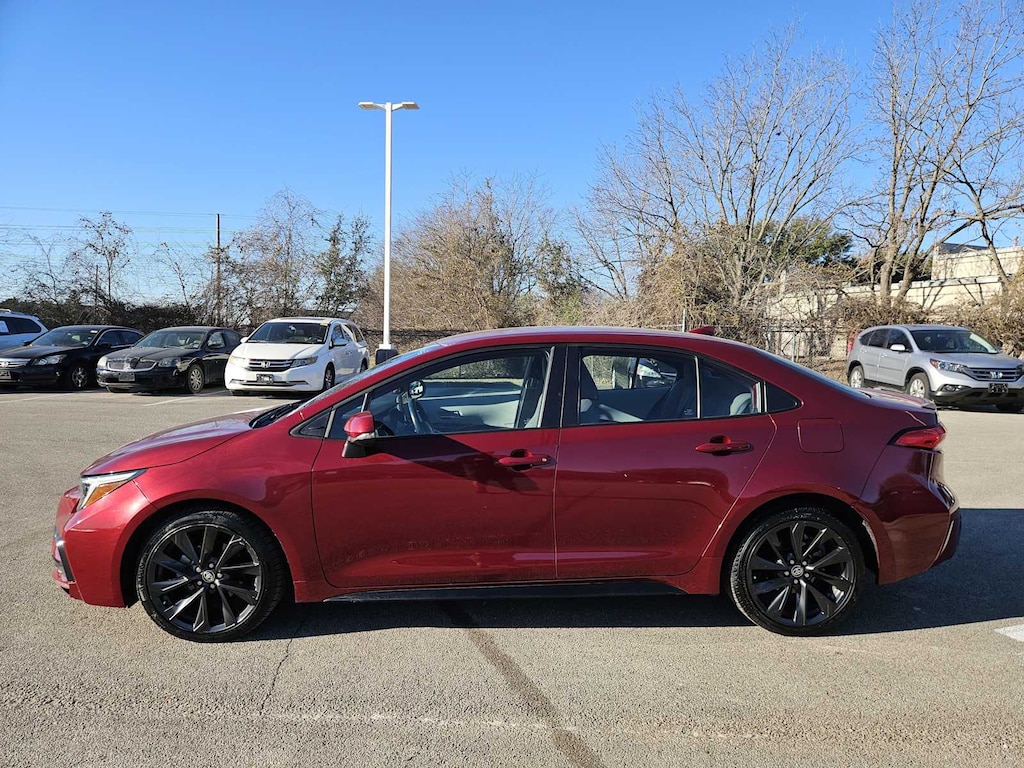 Used 2023 Toyota Corolla SE Sedan