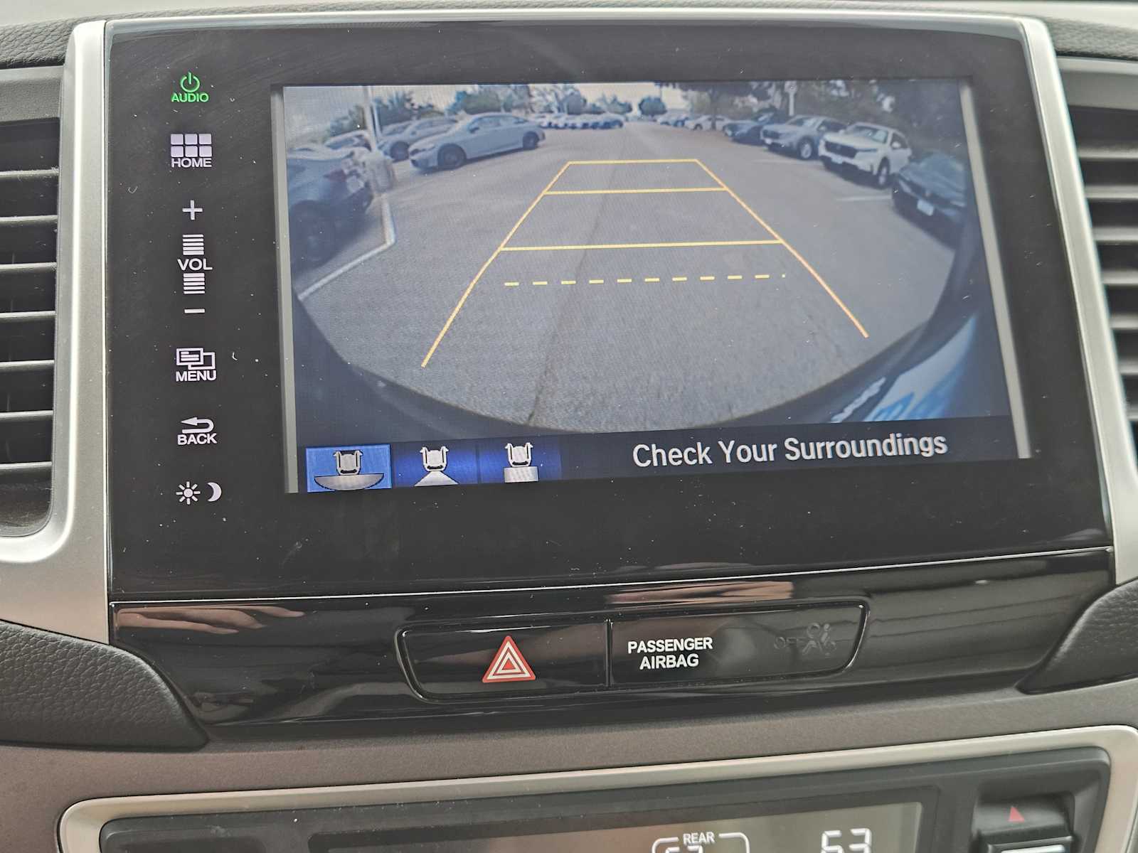 Thumbnail: 2016 Honda Pilot - 17