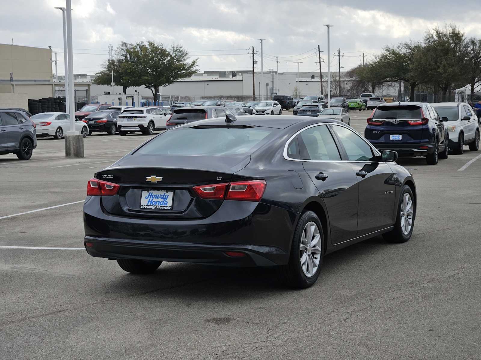 Thumbnail: 2023 Chevrolet Malibu - 6