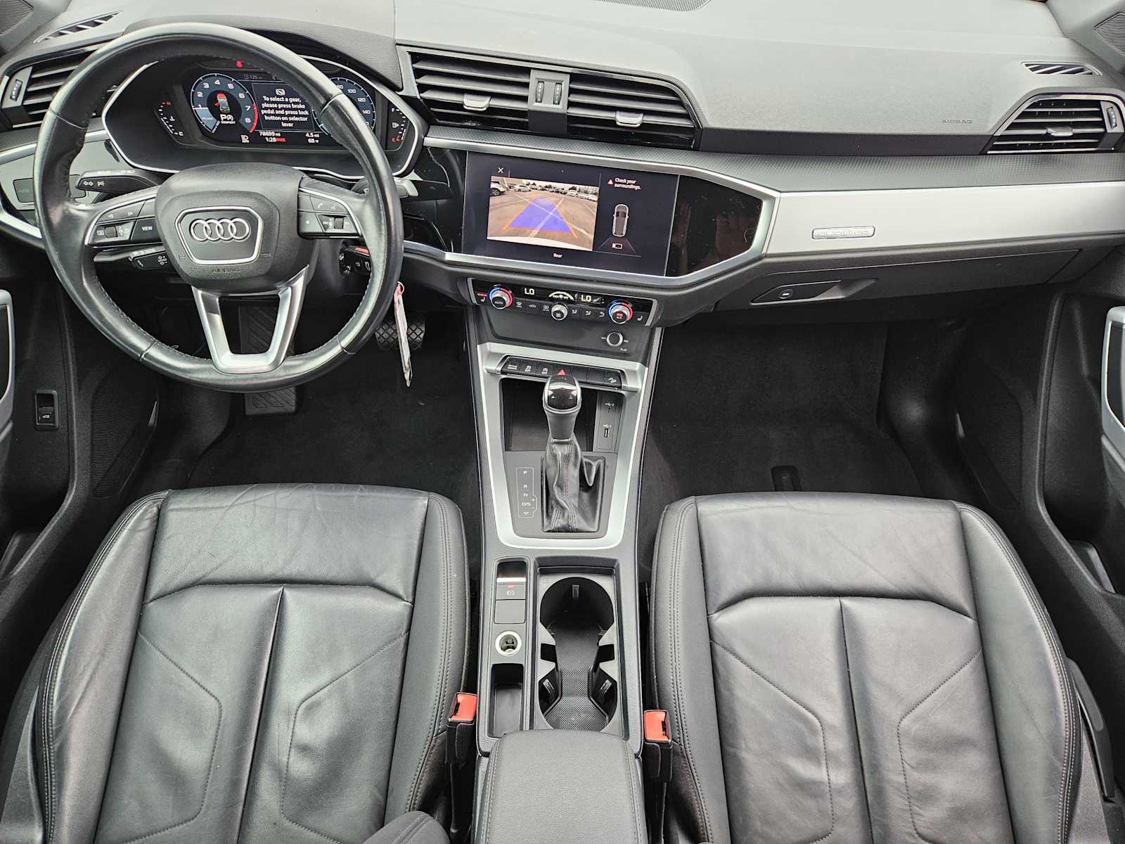 Thumbnail: 2020 Audi Q3 - 24