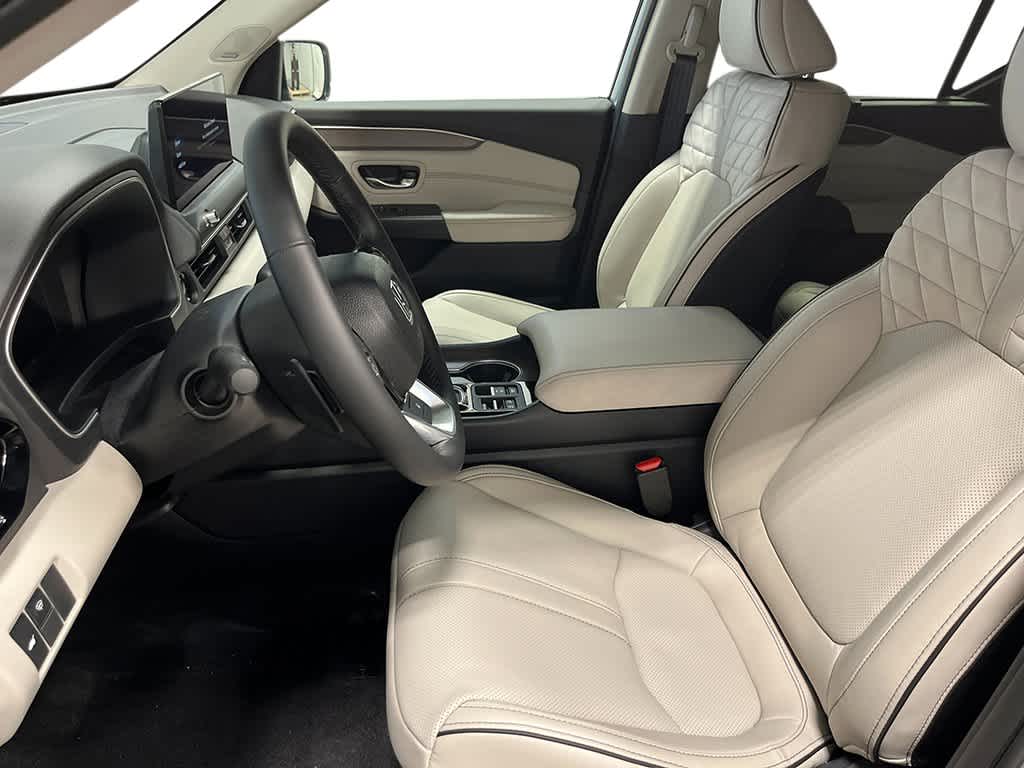 Thumbnail: 2026 Honda Pilot - 16