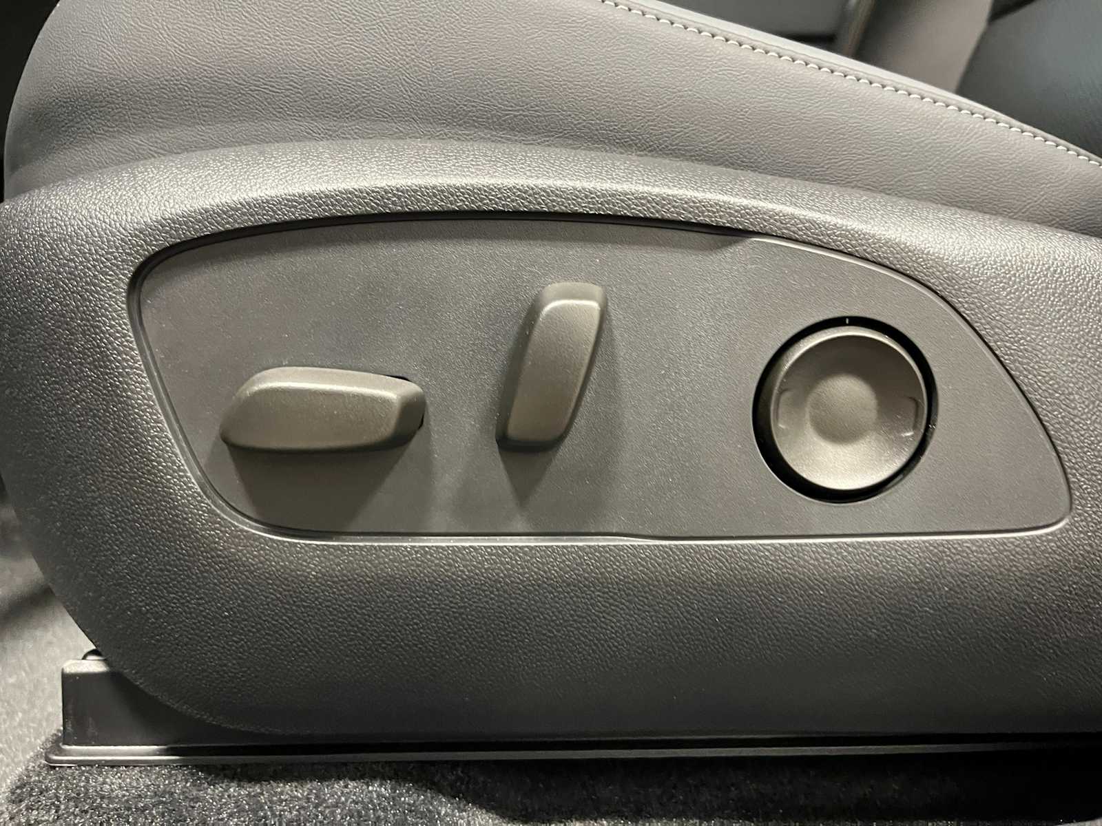 Thumbnail: 2026 Honda Prologue - 15