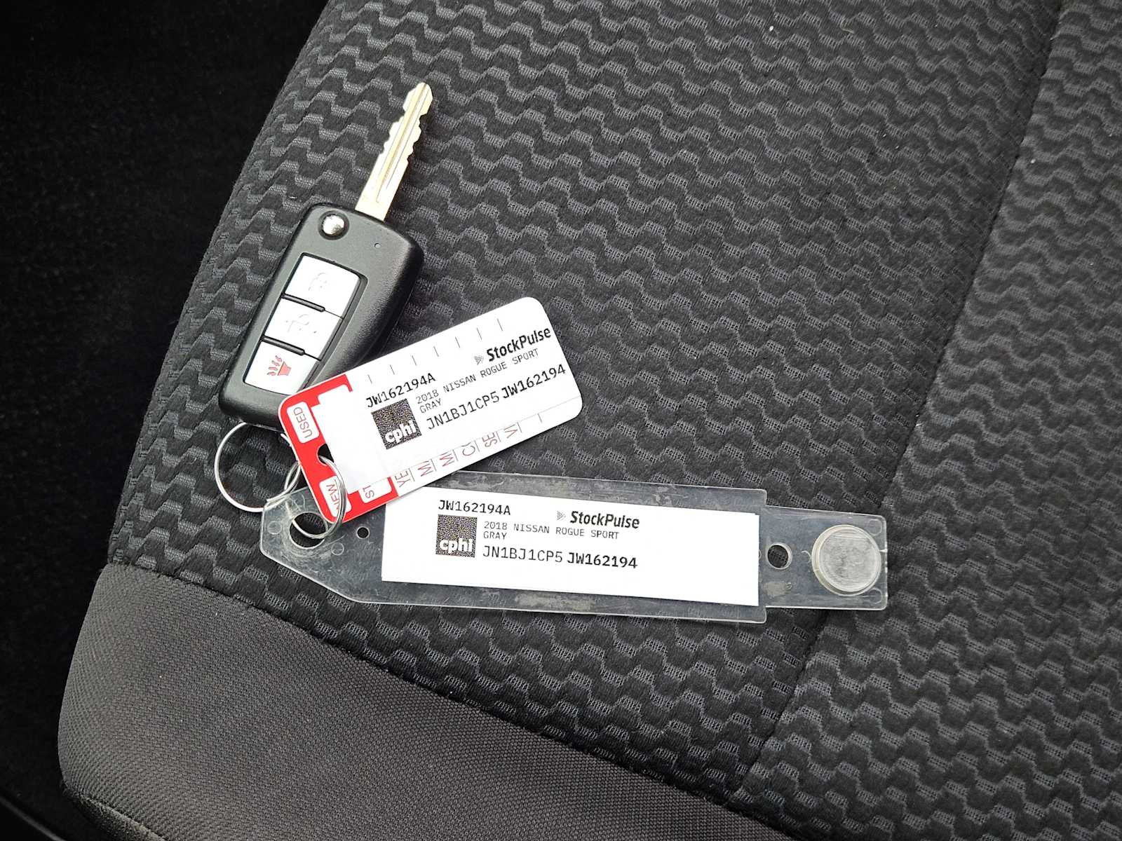 Thumbnail: 2018 Nissan Rogue Sport - 30