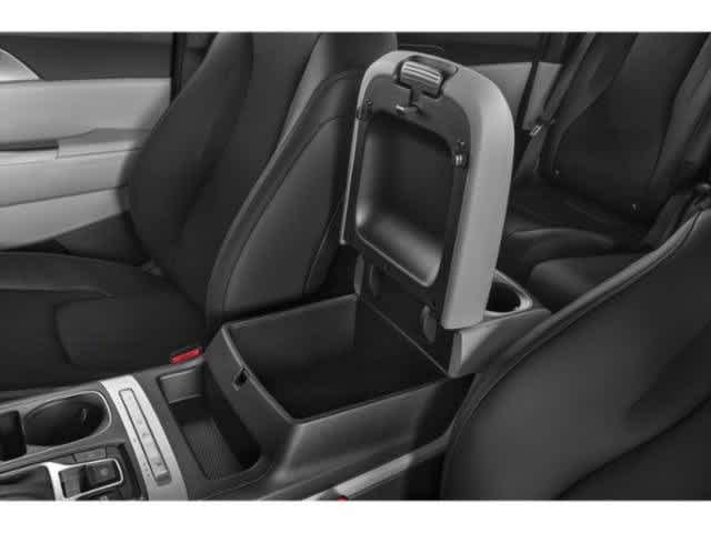 Thumbnail: 2024 Kia Carnival - 16