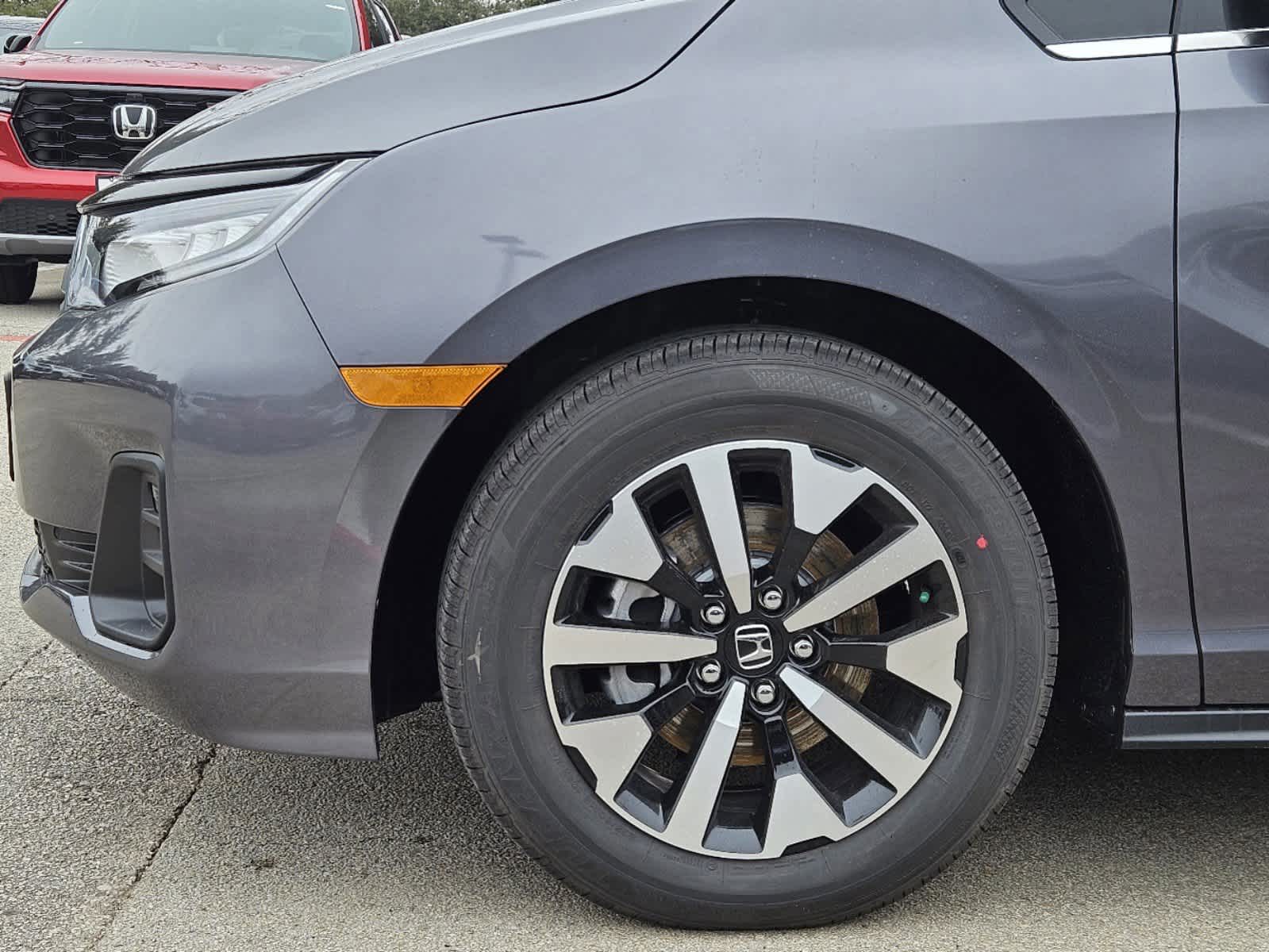2025 Honda Odyssey EX-L 8