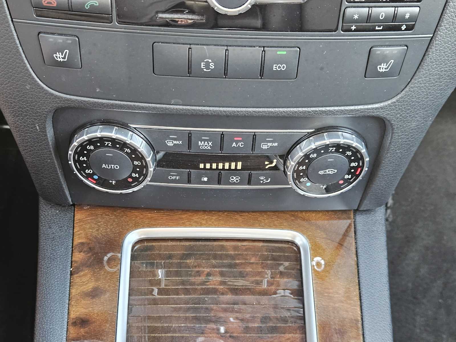 Thumbnail: 2015 Mercedes-Benz GLK - 19