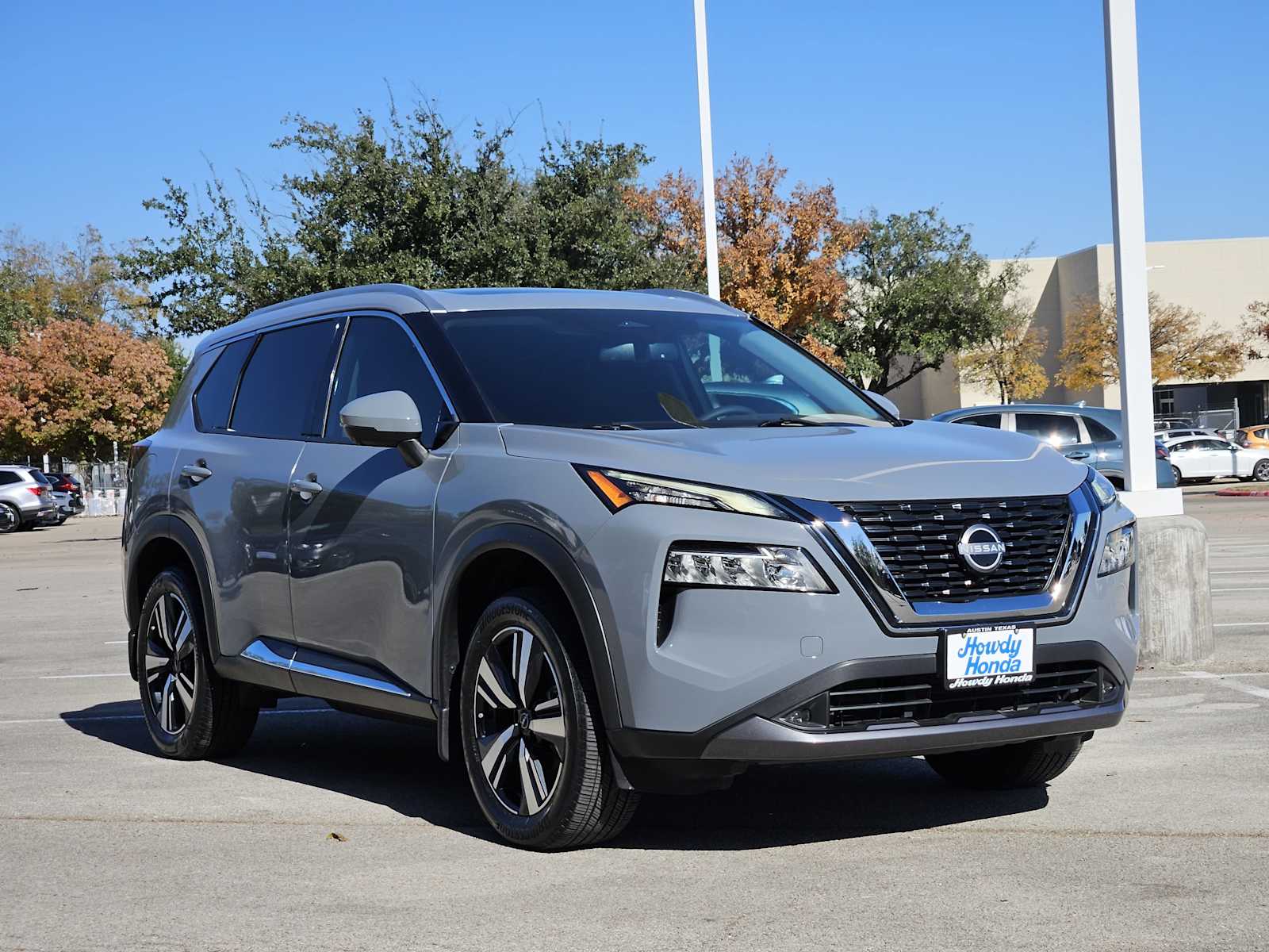 Thumbnail: 2022 Nissan Rogue - 4