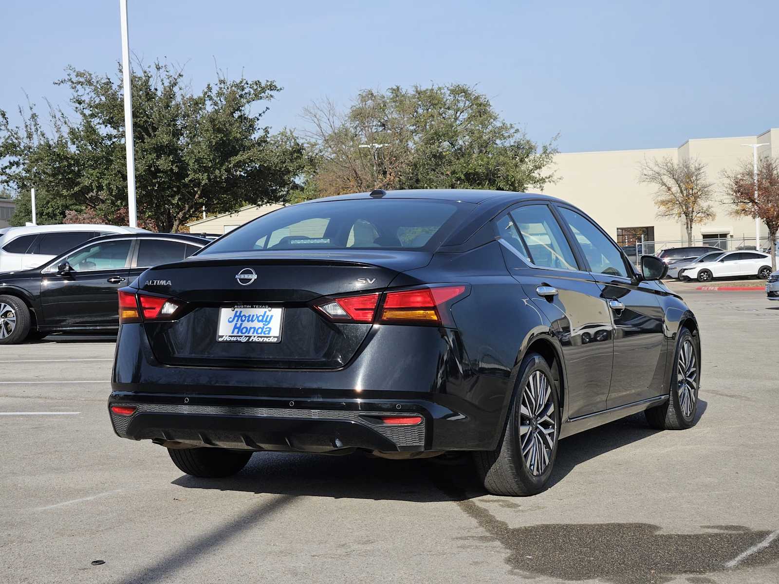 Thumbnail: 2023 Nissan Altima - 6