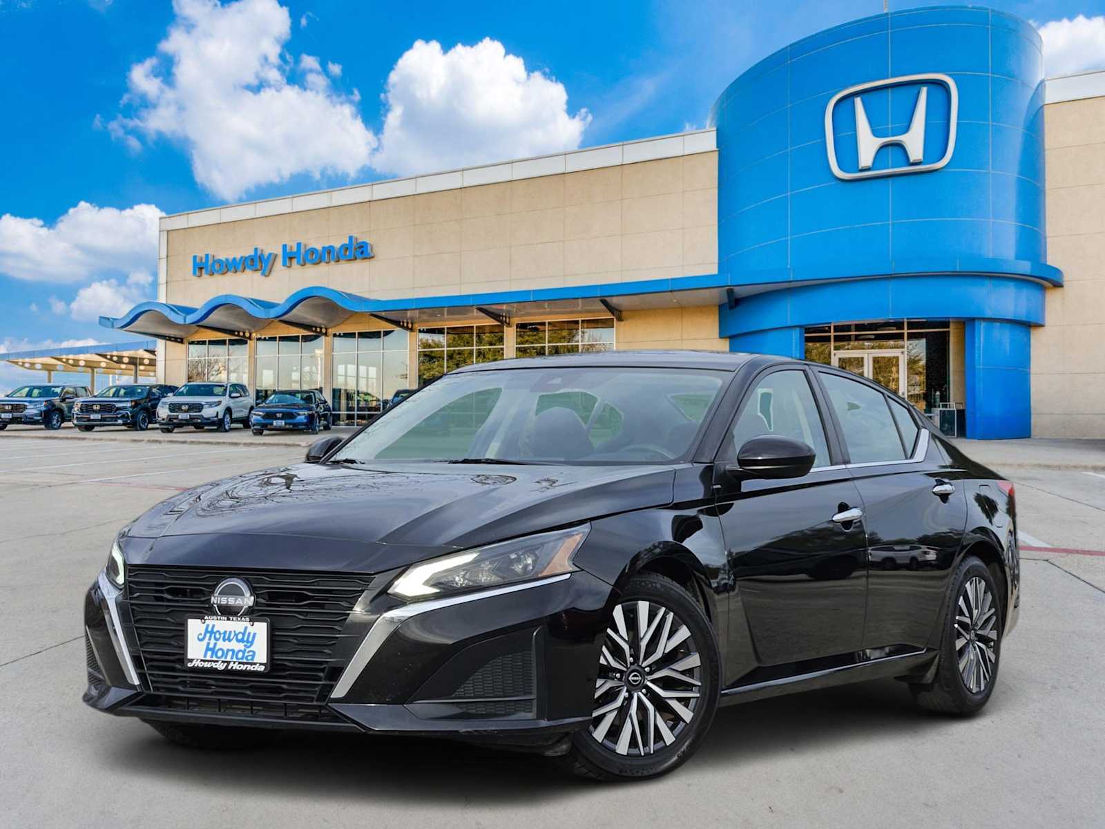 Thumbnail: 2023 Nissan Altima - 1