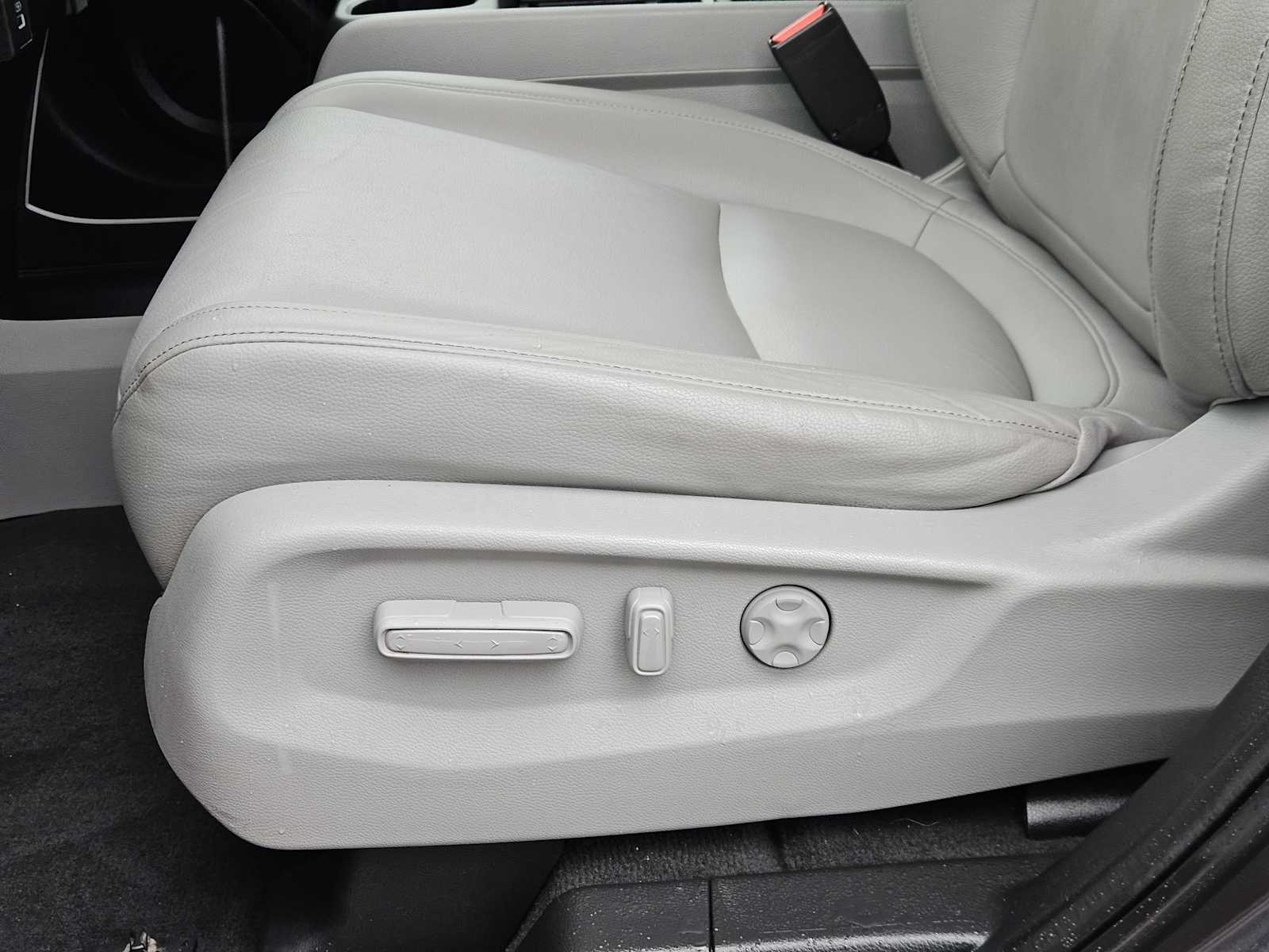 Thumbnail: 2023 Honda Odyssey - 23