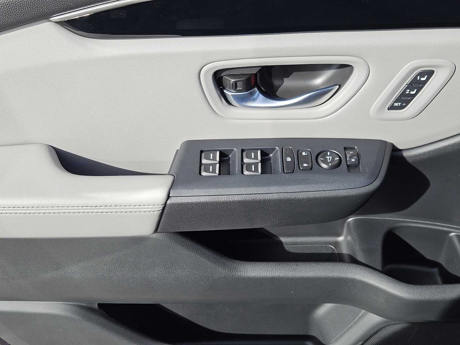 Thumbnail: 2025 Honda Pilot - 21