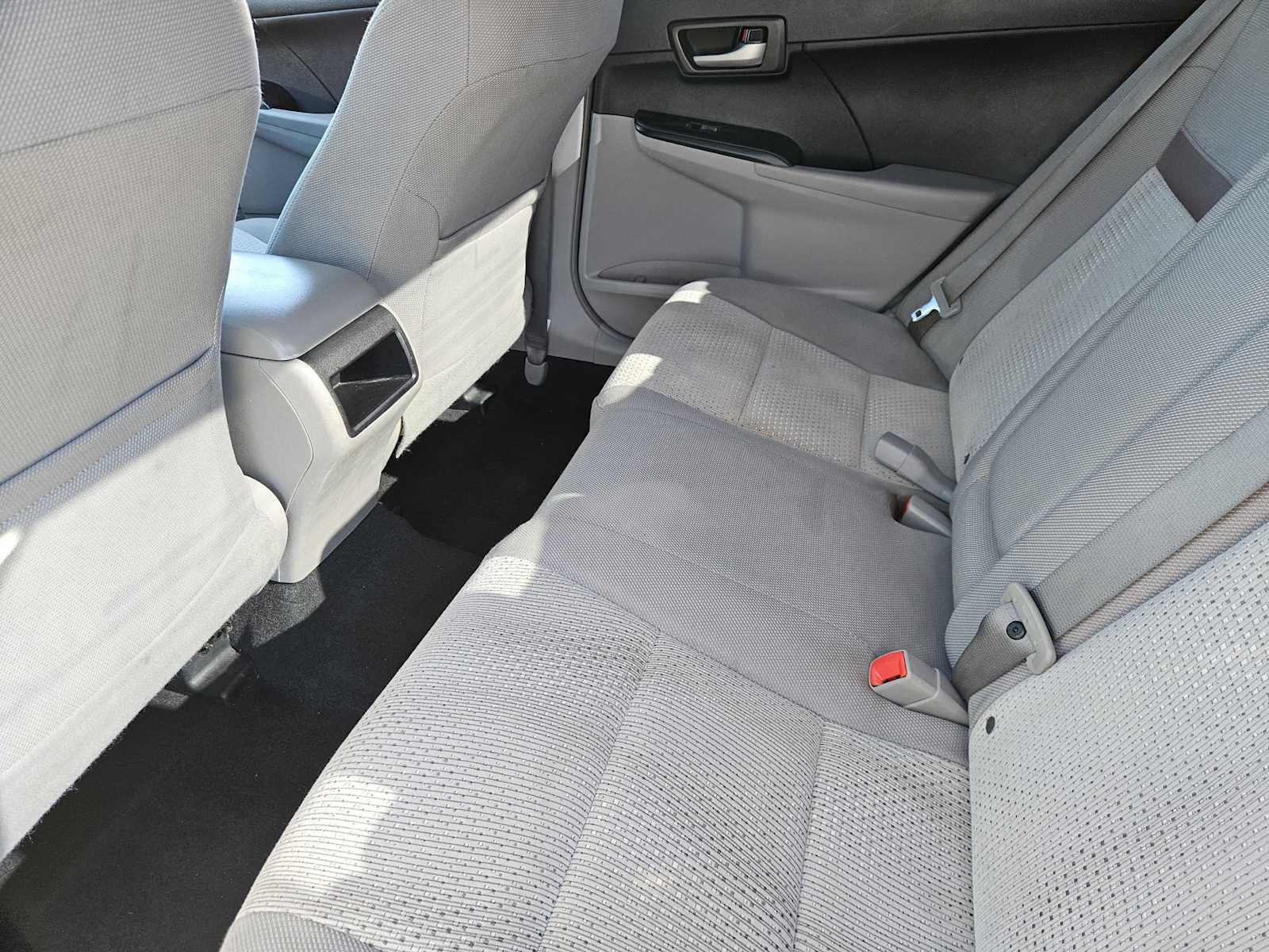 Thumbnail: 2014 Toyota Camry - 27