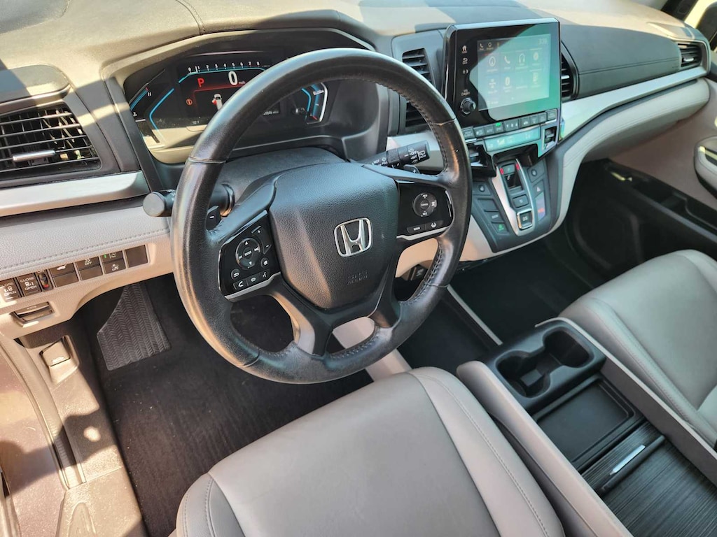 Certified 2018 Honda Odyssey Van