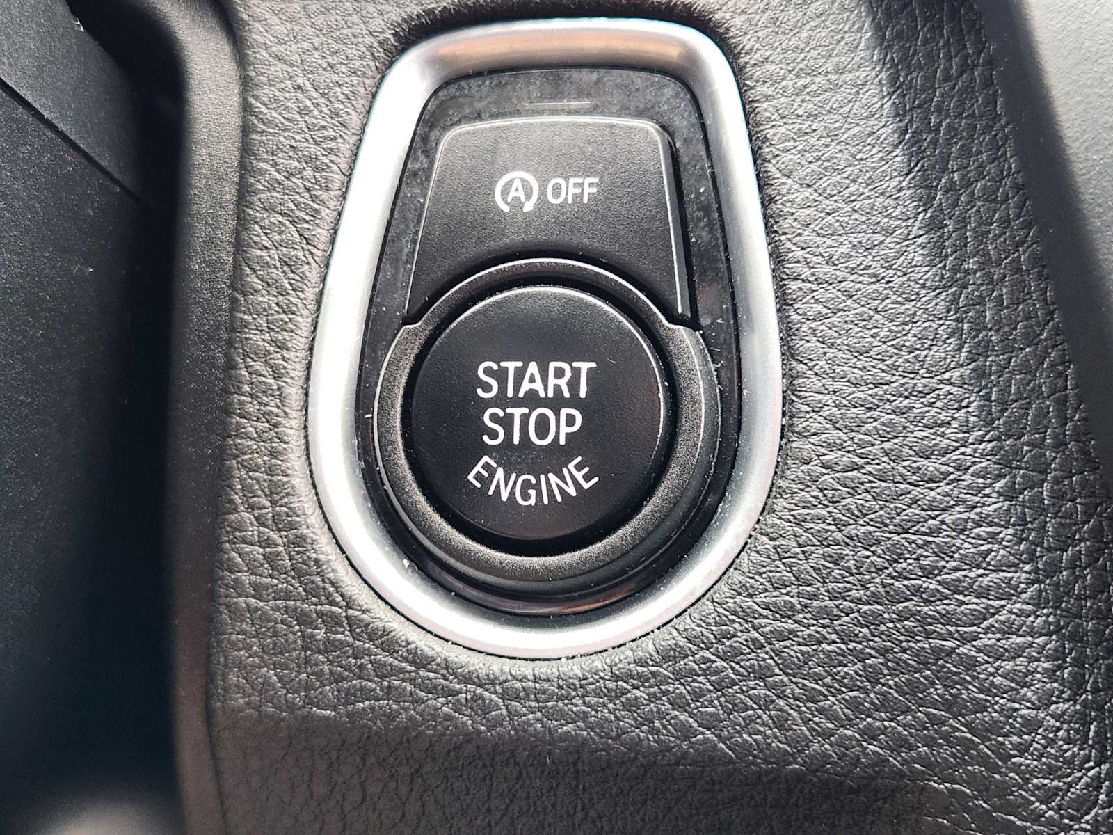 Thumbnail: 2015 BMW 3 Series - 21