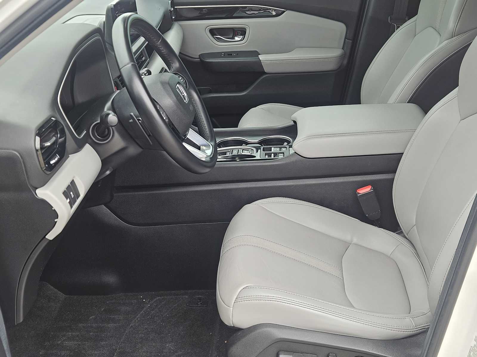 2023 Honda Pilot Touring 12