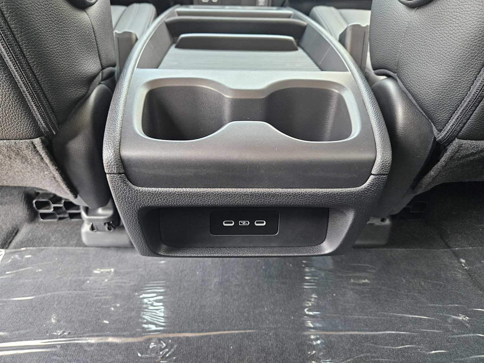 Thumbnail: 2025 Honda Odyssey - 21