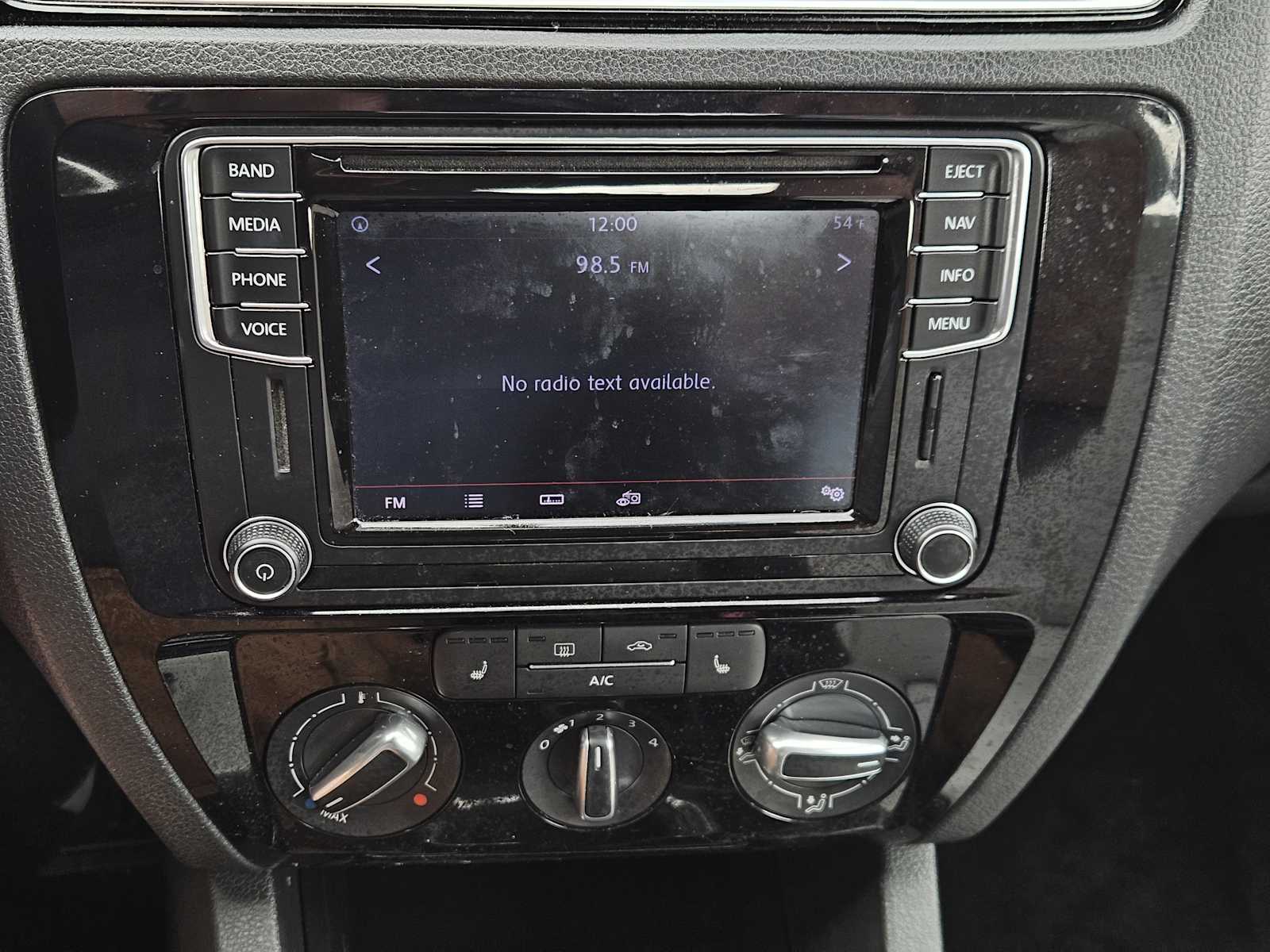 Thumbnail: 2016 Volkswagen Jetta - 17