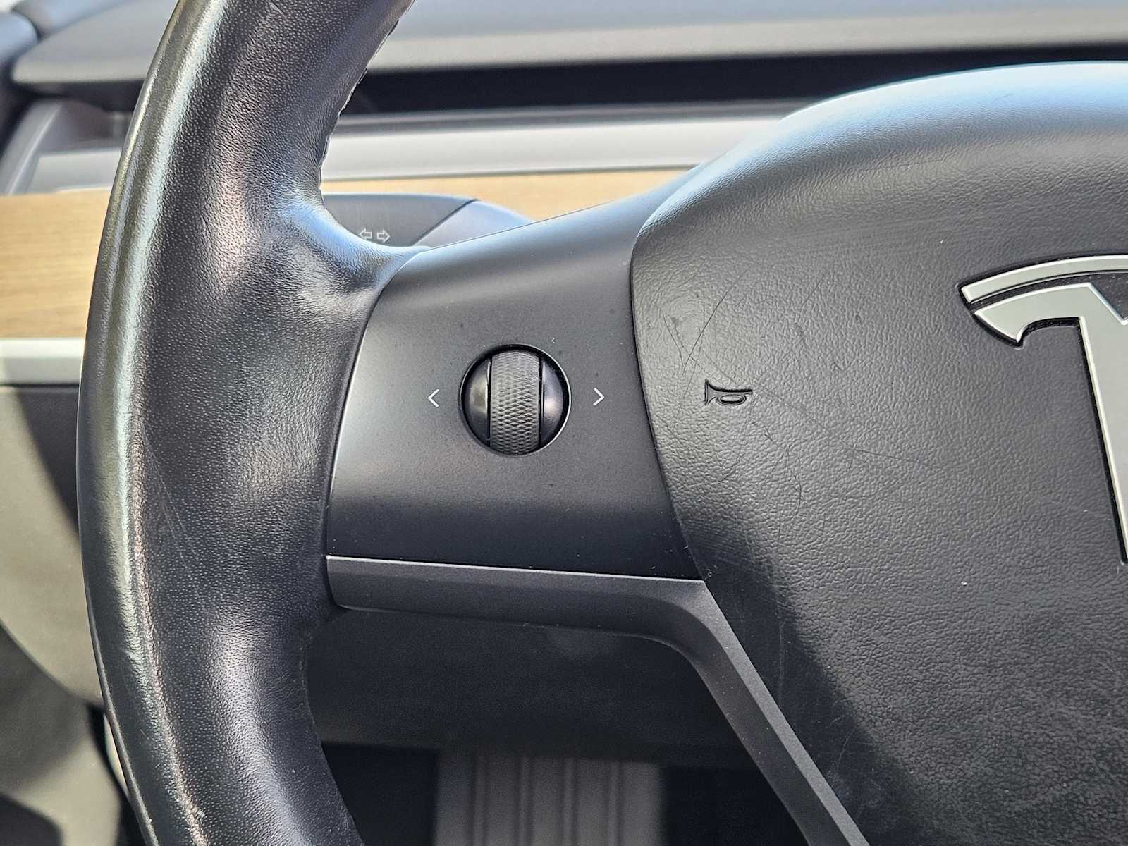 Thumbnail: 2018 Tesla Model 3 - 24