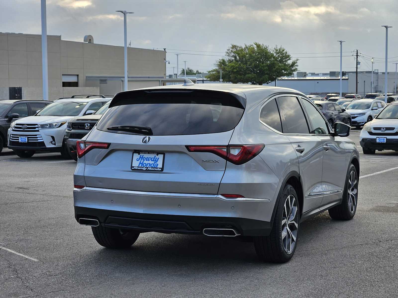 Thumbnail: 2023 Acura MDX - 6