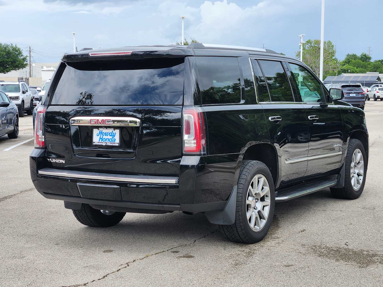 Thumbnail: 2017 GMC Yukon - 6